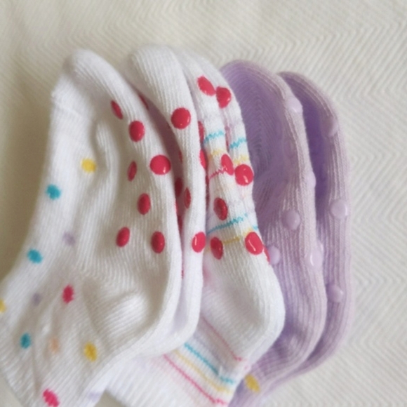 NEW 3-pack baby girl socks with grippers - Picture 2 of 2